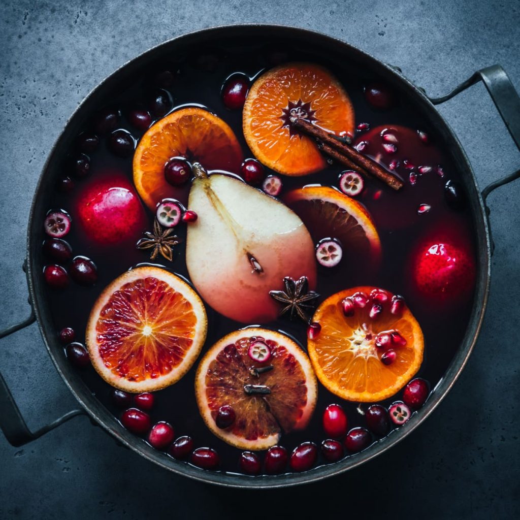 Mulled Wine Christmas Cocktails